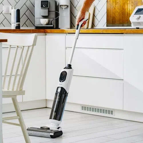 Aspirator vertical Adler AD 7077, White